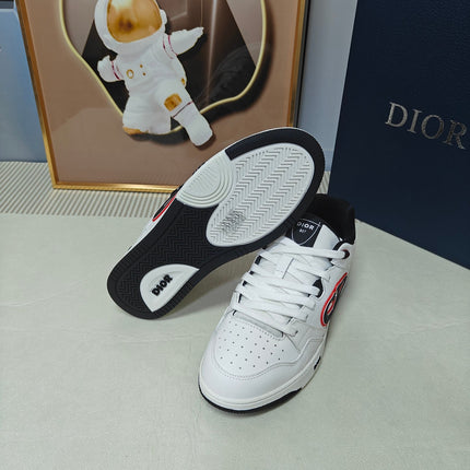 DIOR 26S LOW-TOP SNEAKER IN WHITE AND BLACK CALFSKIN