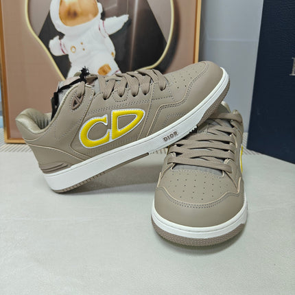 DIOR 26S LOW-TOP SNEAKER IN LIGHT BROWN CALFSKIN
