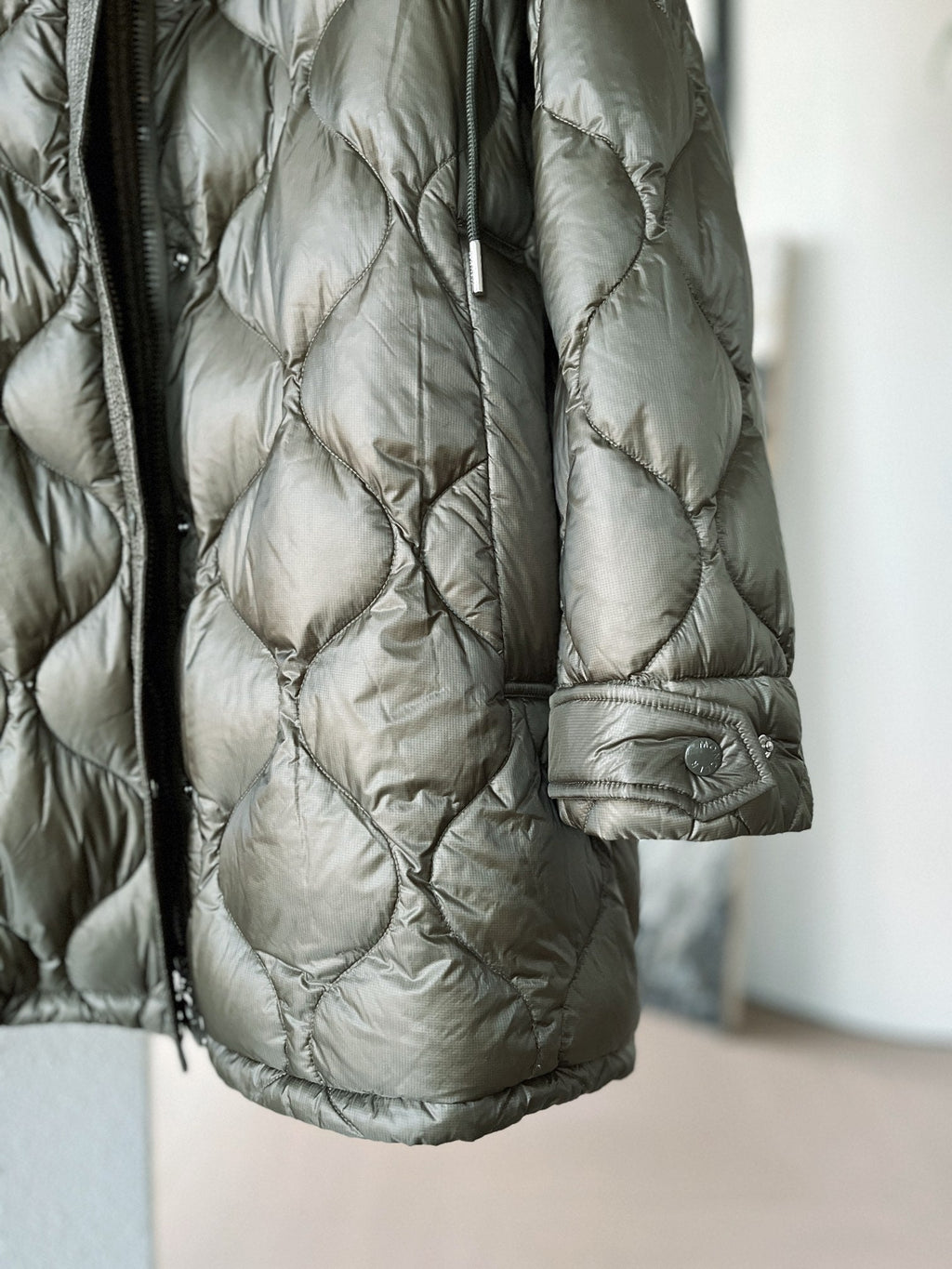 MONCLER 25S DOWN JACKET 488