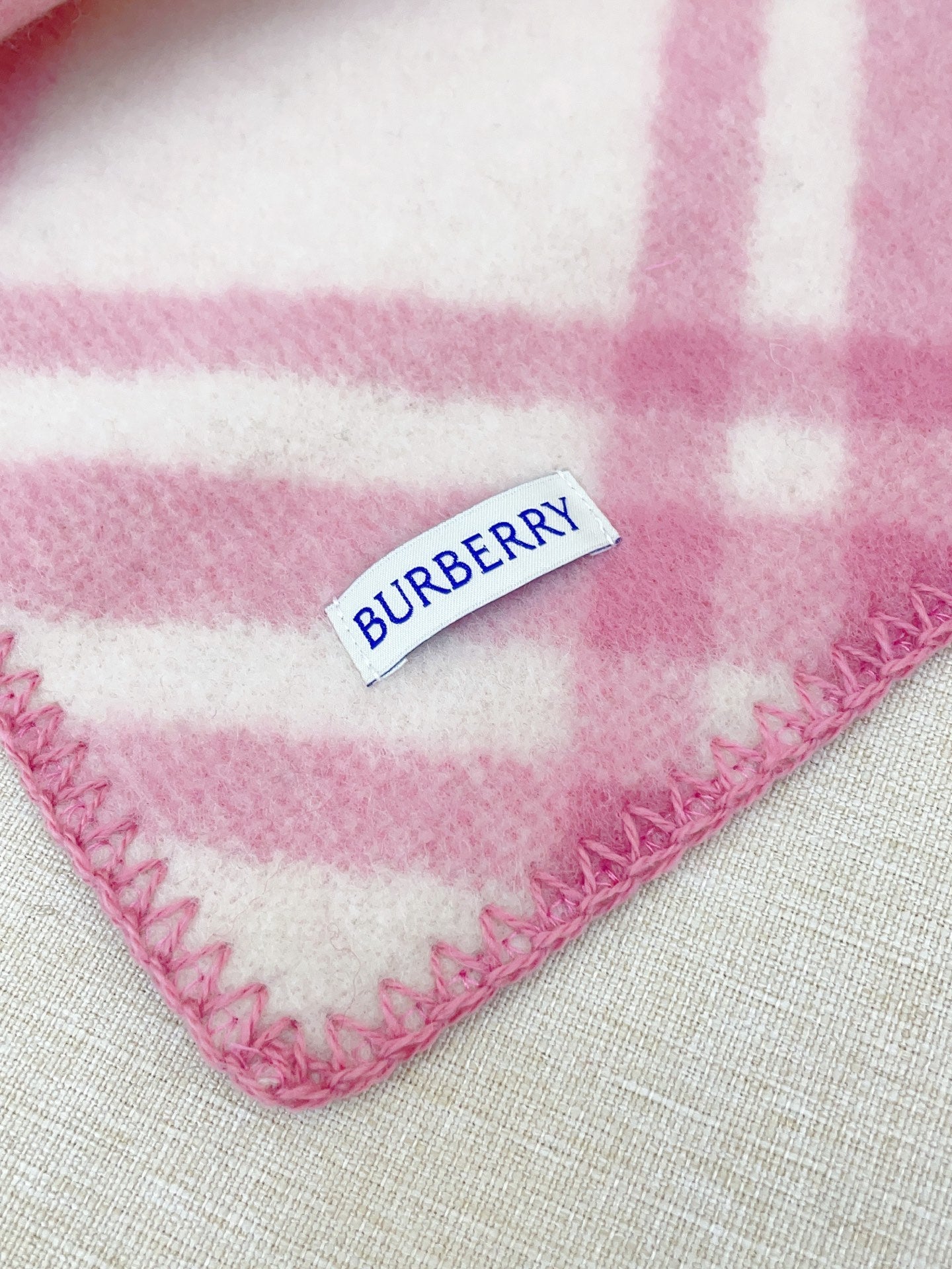 BURBERRY 25S SCARF 182 CM IN CASHMERE 937965