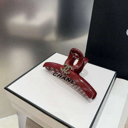 CHANEL 26S HAIR CLIP IN RED ACETATE 512103
