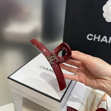 CHANEL 26S HAIR CLIP IN RED ACETATE 512103