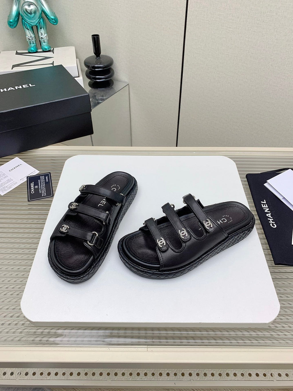 DAD SANDALS 3 STRAPS IN BLACK CALFSKIN