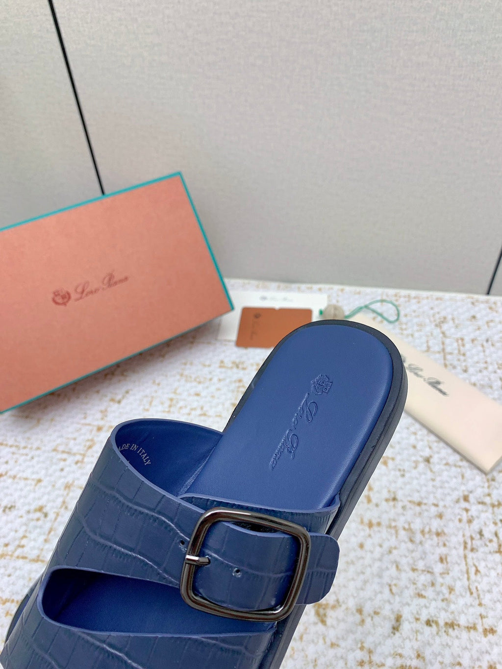 SANDALS IN CLASSIC BLUE SNAKE EMBOSSED CALFSKIN