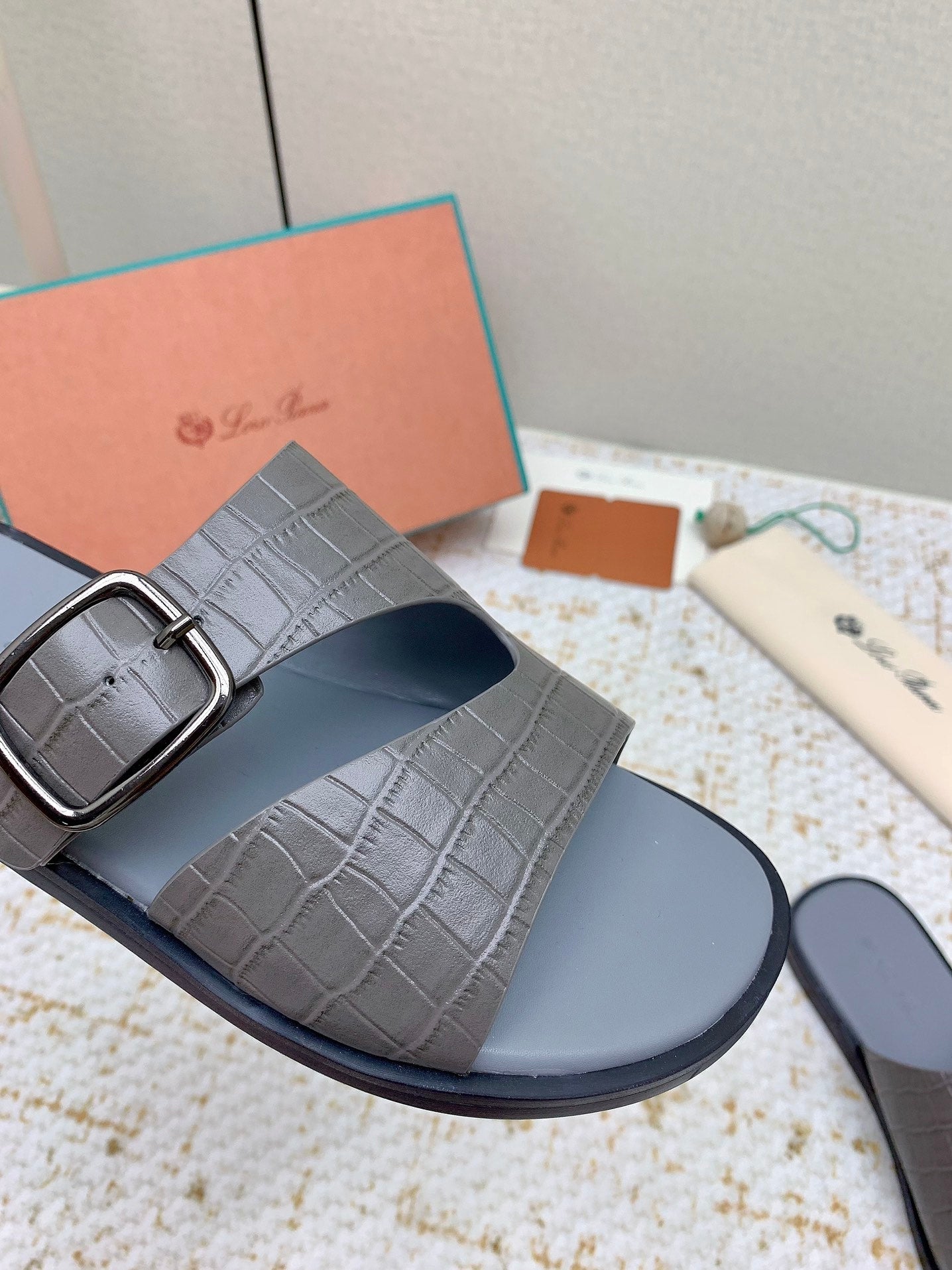 SANDALS IN DARK GRAY SNAKE EMBOSSED CALFSKIN