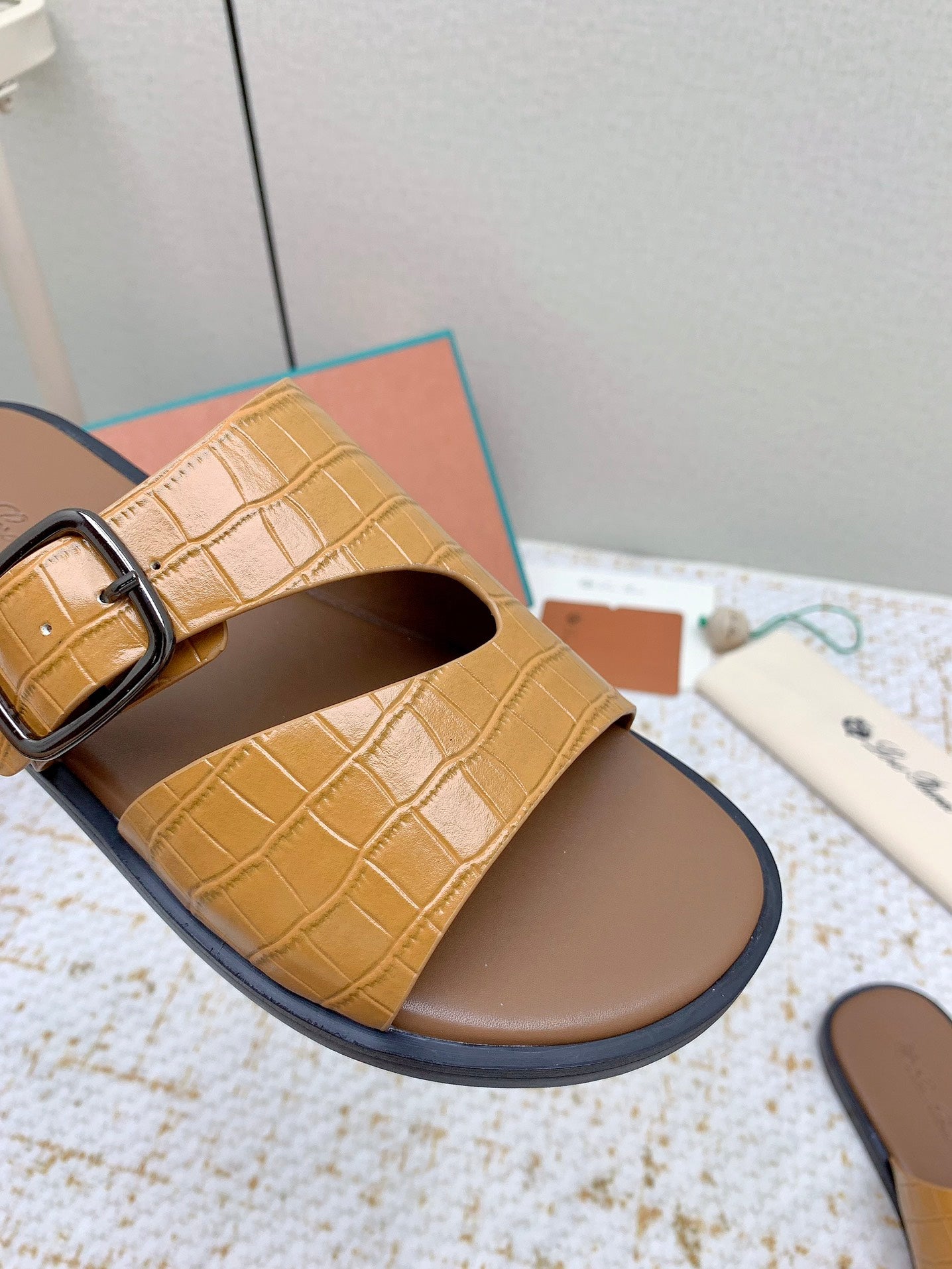 SANDALS IN LIGHT BROWN SNAKE EMBOSSED CALFSKIN