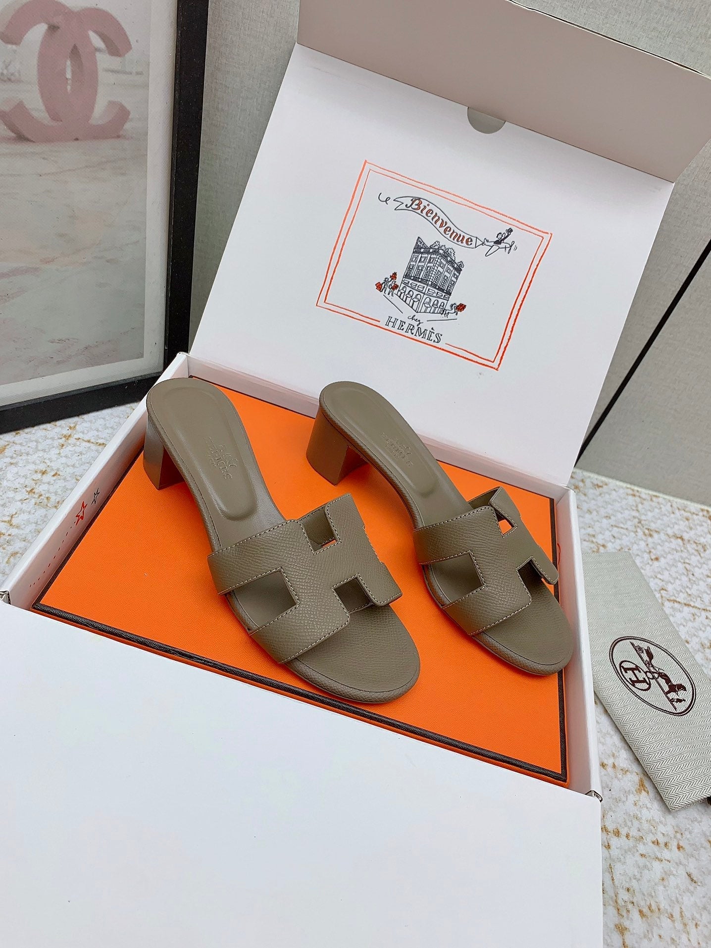HM OASIS SANDAL HEEL 50MM IN TAUPE BROWN CALFSKIN