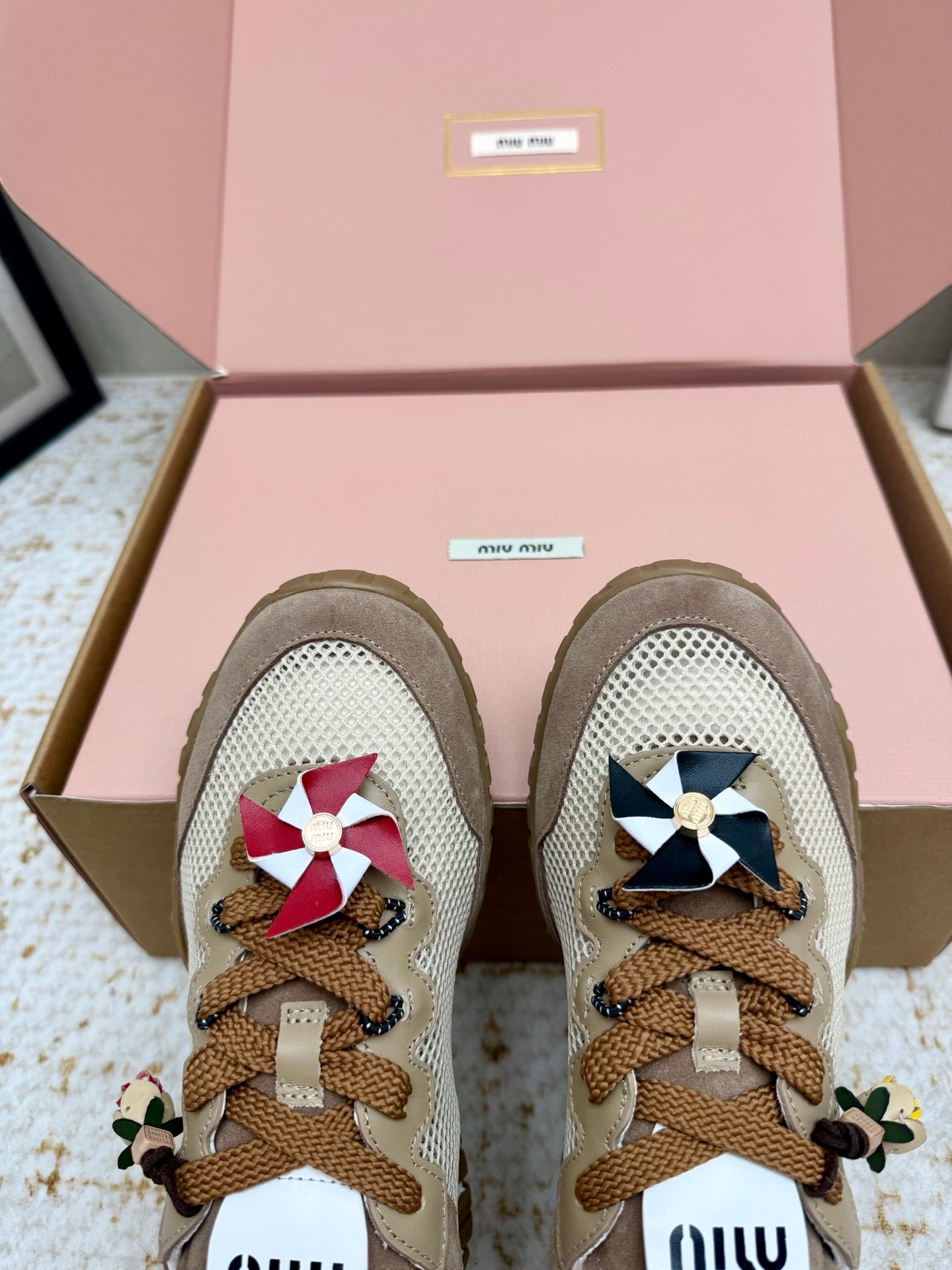 MIUMIU 26S CHARM SNEAKERS IN BROWN SUEDE AND WHITE MESH