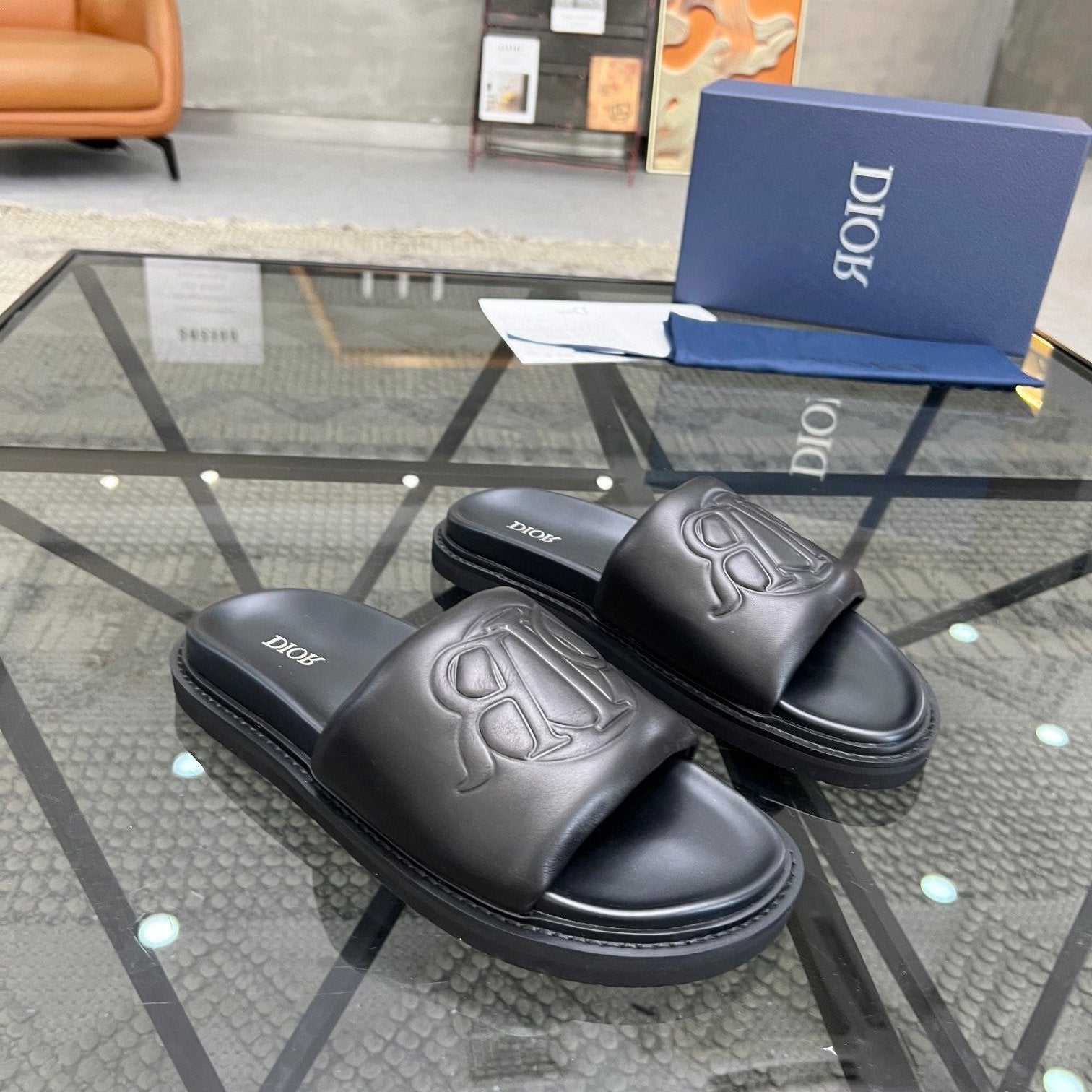 CD AQUA SLIDE SANDAL BLACK CALFSKIN