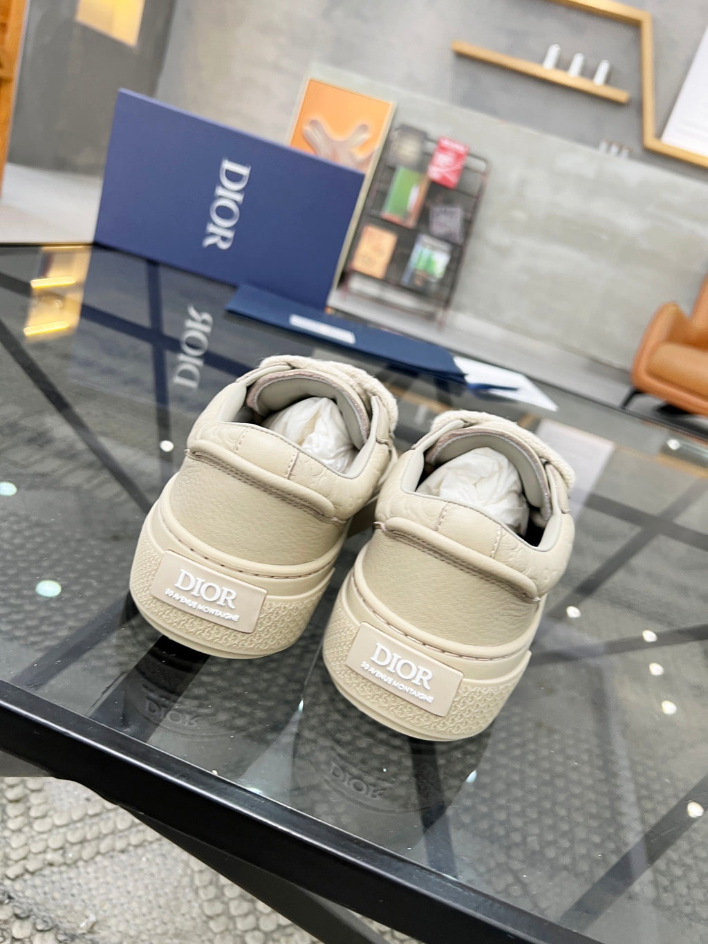 CD B33 SNEAKER BEIGE EMBOSSED CALFSKIN