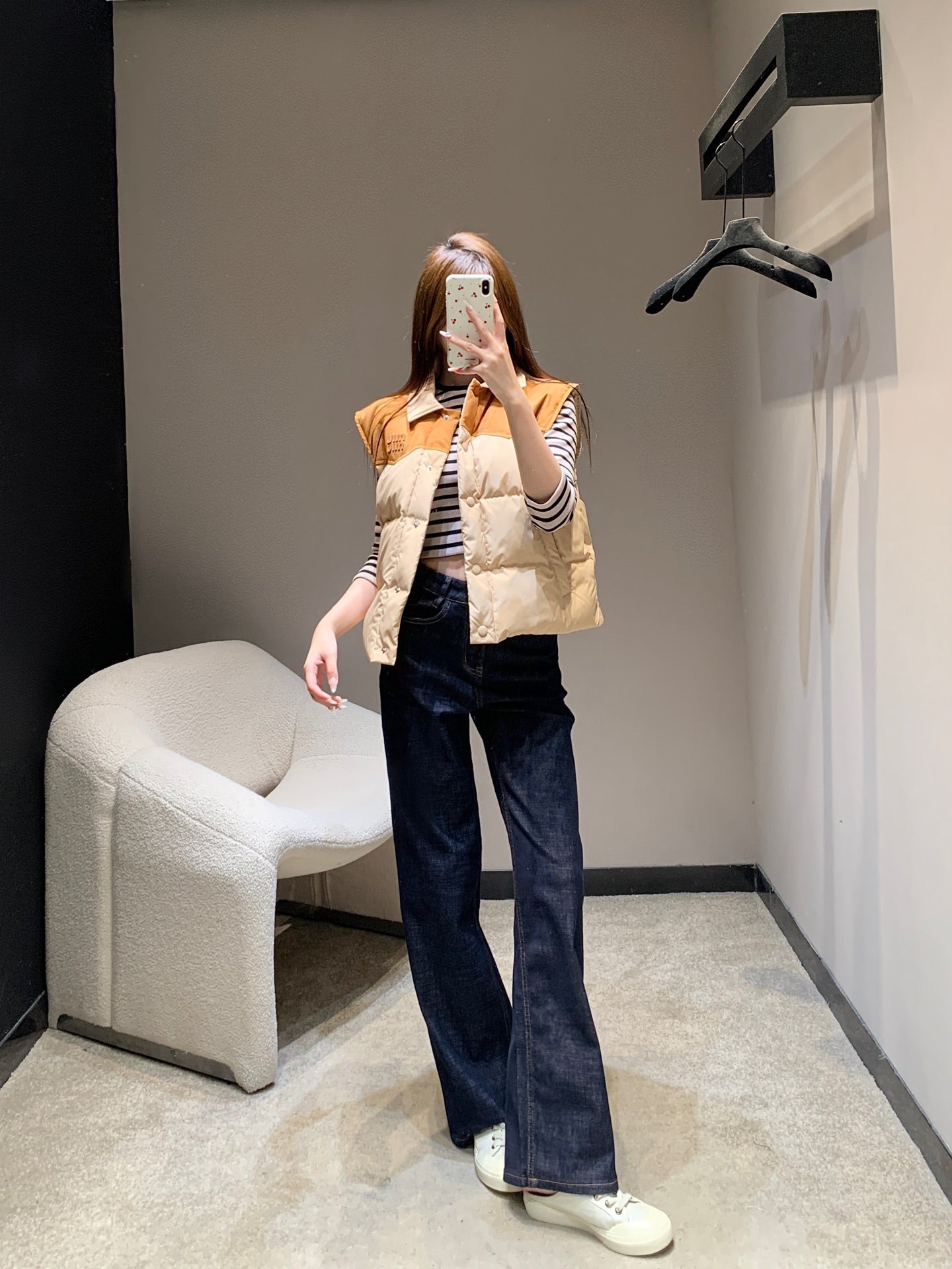 MIUMIU DOWN VEST STYLE 724