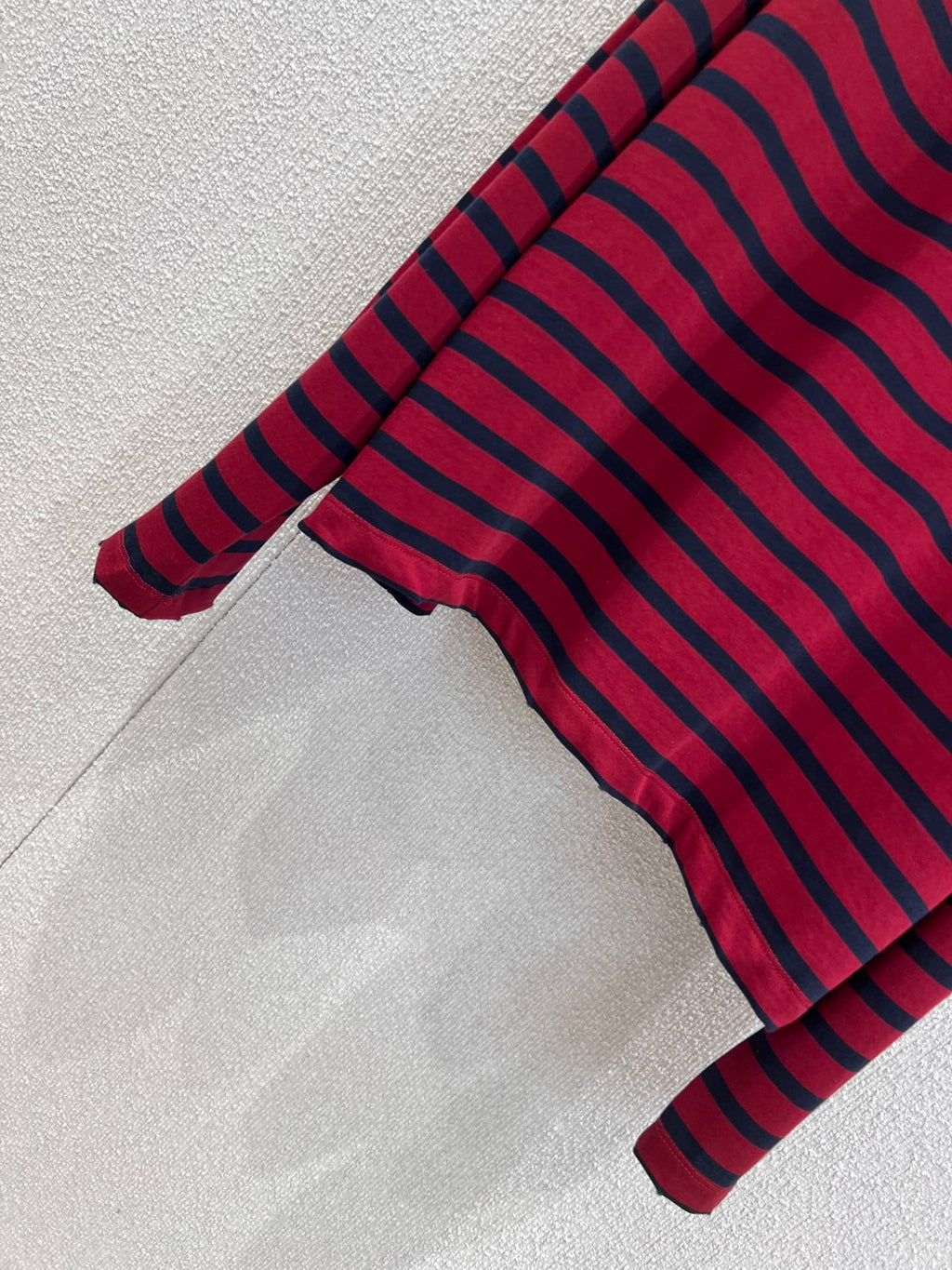 PRADA 25S LONG-SLEEVE T-SHIRT 453