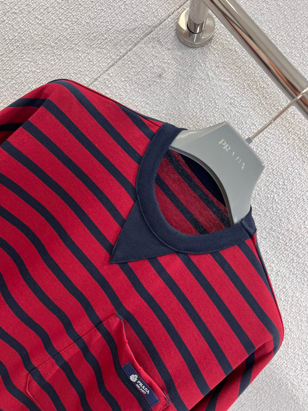 PRADA 25S LONG-SLEEVE T-SHIRT 453