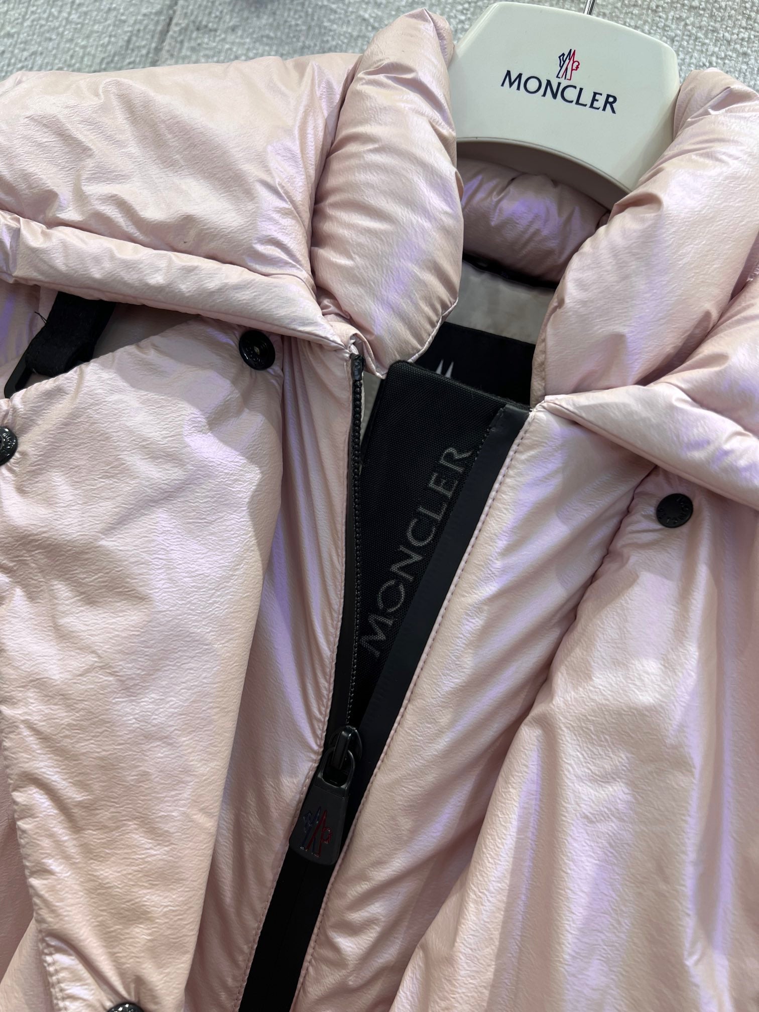 MONCLER 25S DOWN JACKET 297