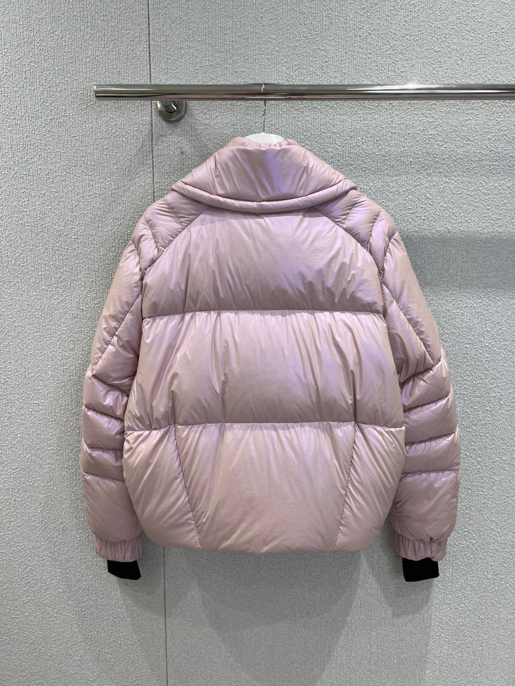 MONCLER 25S DOWN JACKET 297