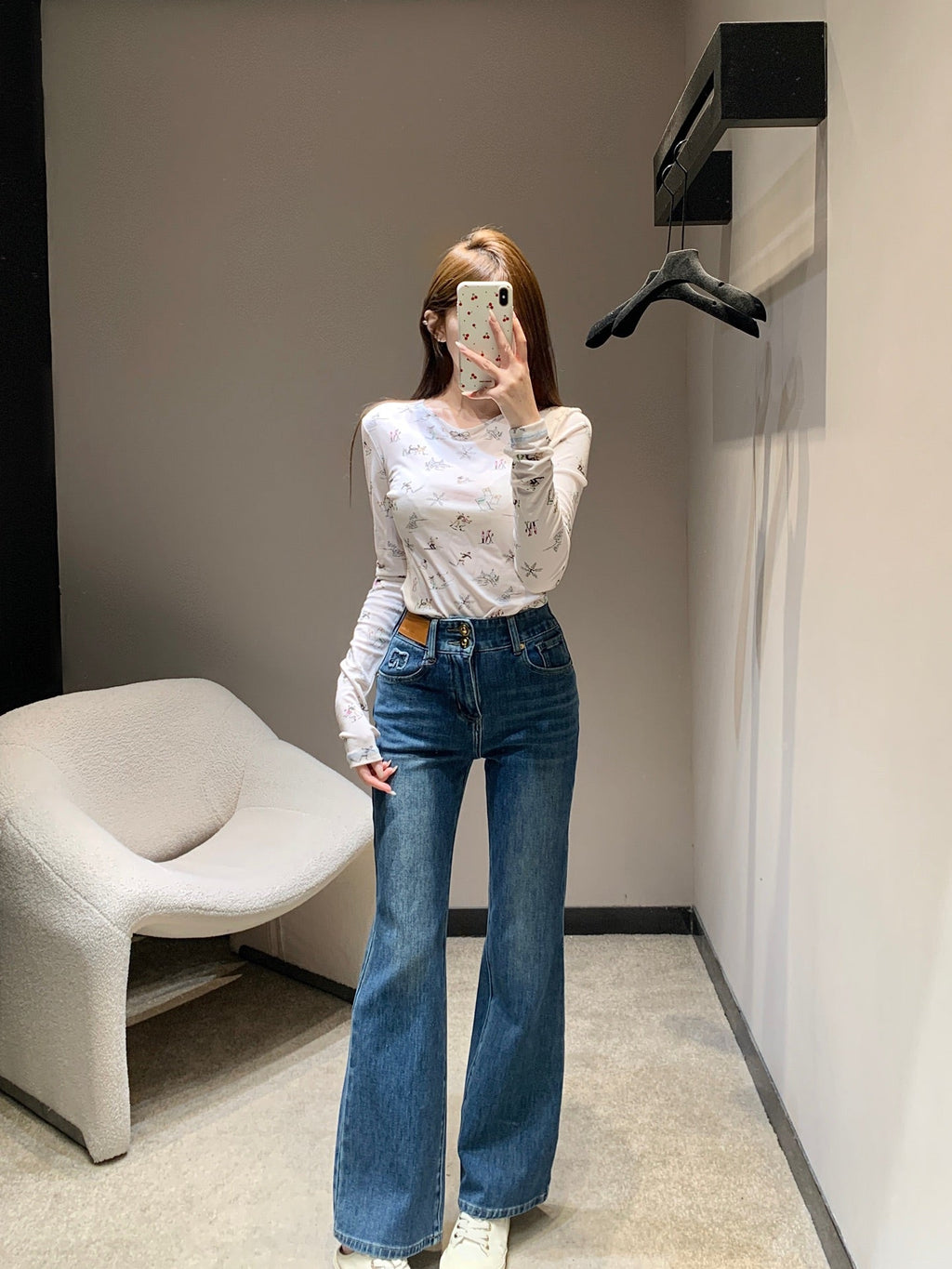 LP 26S JEANS WITH TWO BOW DETAILS 621