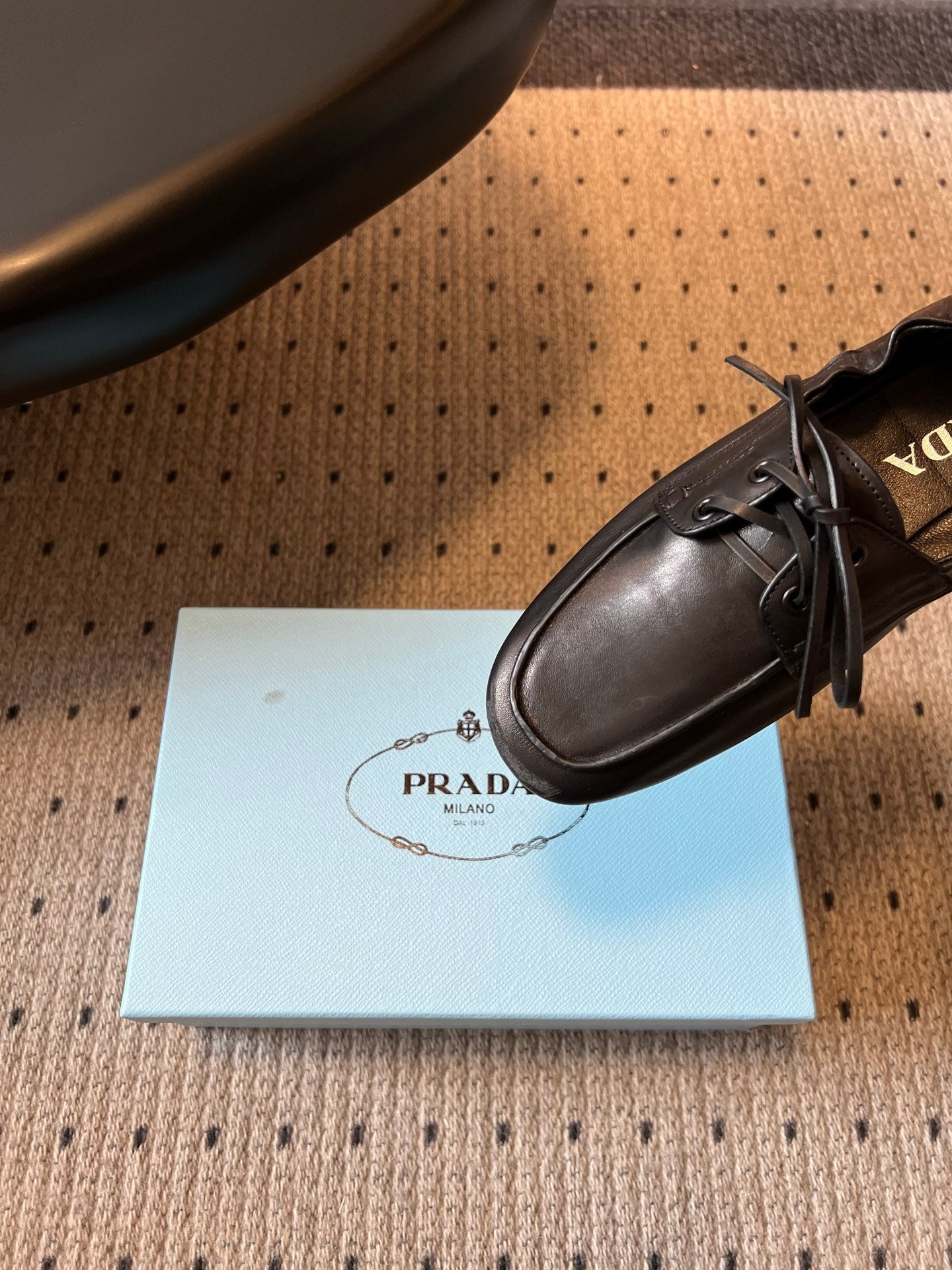 PRADA 26S LACE UP SQUARE TOE LOAFERS IN BLACK CALFSKIN