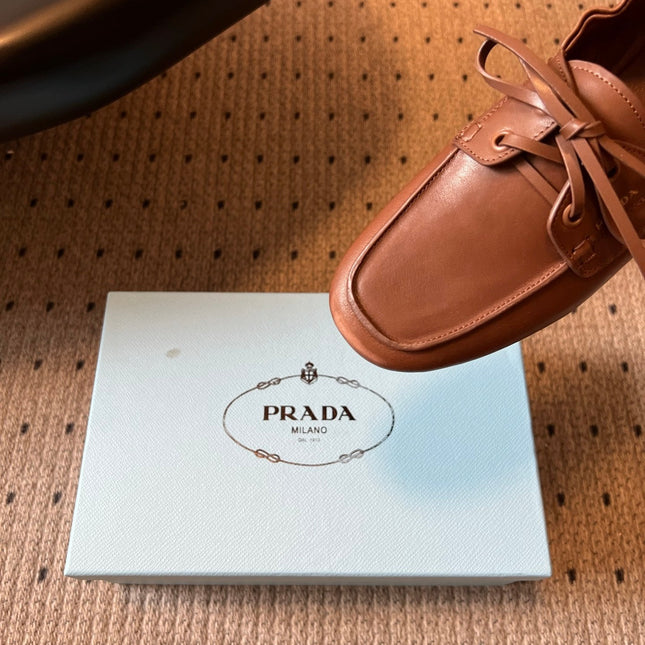 PRADA 26S LACE UP SQUARE TOE LOAFERS IN BROWN CALFSKIN