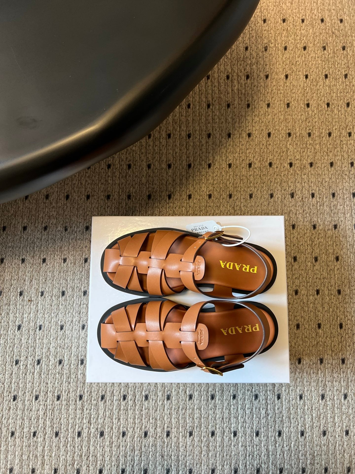 PRADA 26S ANKLE STRAP FISHERMAN SANDALS IN BROWN CALFSKIN