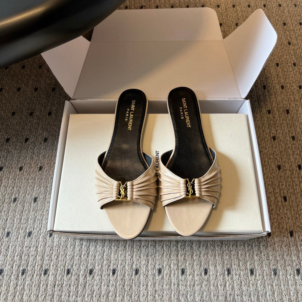YSL 26S BABYLONE FLAT MULES IN BEIGE LAMBSKIN