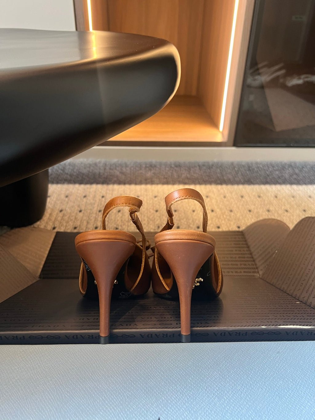 PRADA 26S POINTED TOE FRINGE BOW SLINGBACK PUMPS 85MM IN CARAMEL BROWN CALFSKIN