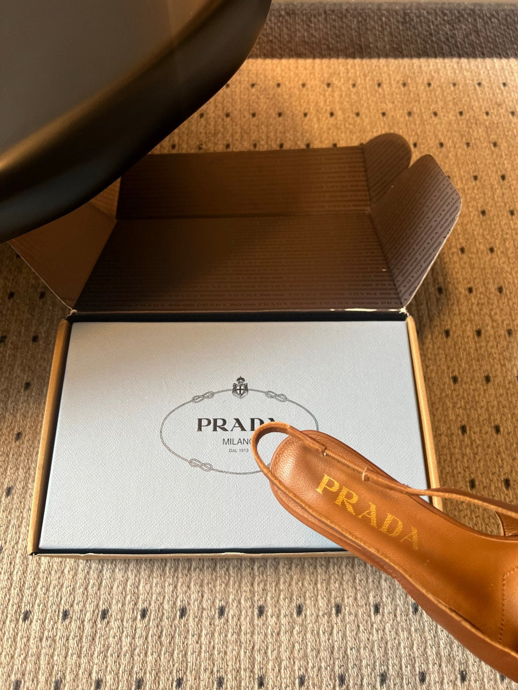 PRADA 26S POINTED TOE FRINGE BOW SLINGBACK PUMPS 85MM IN CARAMEL BROWN CALFSKIN