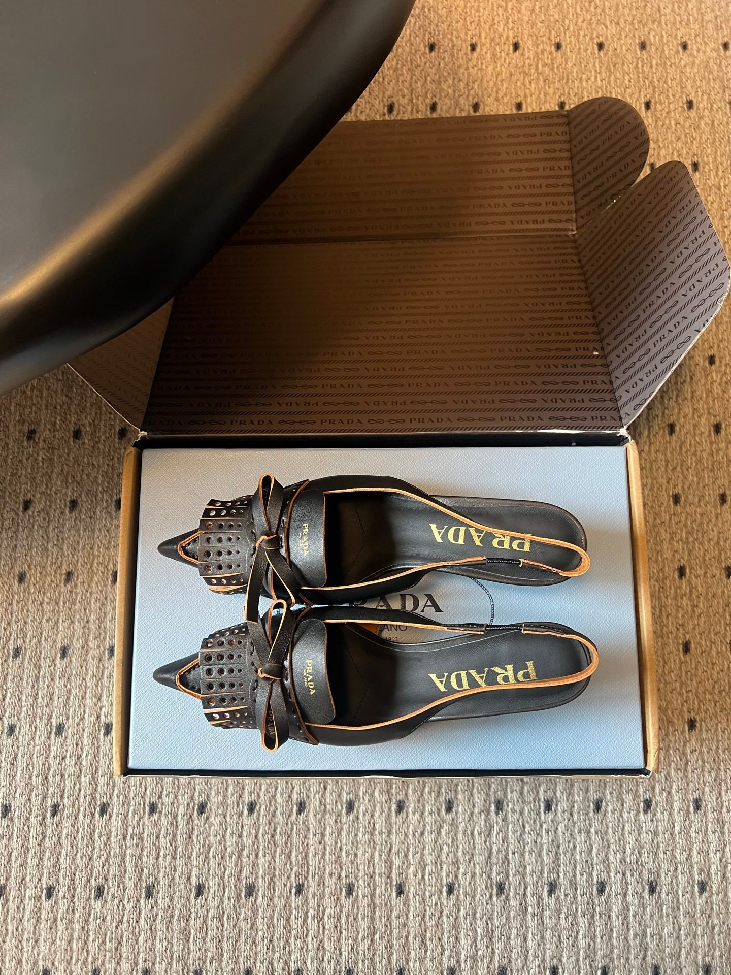 PRADA 26S POINTED TOE FRINGE BOW SLINGBACK PUMPS 55MM IN BLACK CALFSKIN