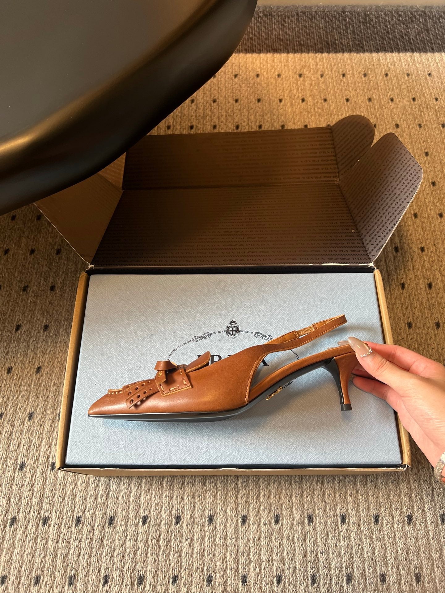 PRADA 26S POINTED TOE FRINGE BOW SLINGBACK PUMPS 55MM IN CARAMEL BROWN CALFSKIN