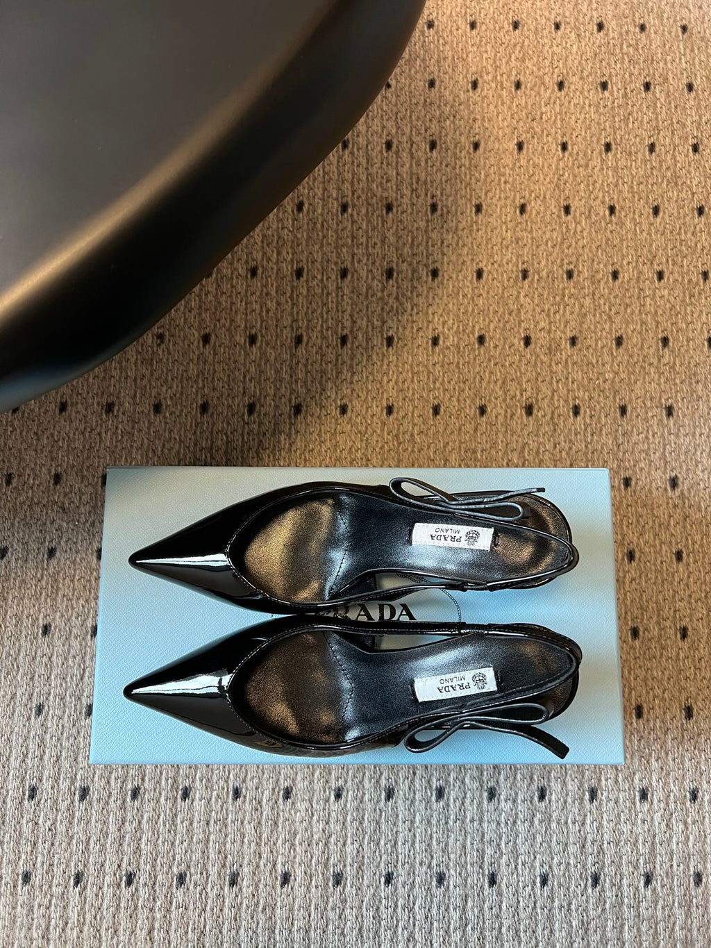 PRADA 26S POINTED TOE SLINGBACK HEELS 75MM IN BLACK PATENT CALFSKIN