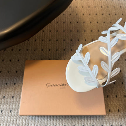 GIANVITO ROSSI 26S SANDALS IN WHITE LAMBSKIN