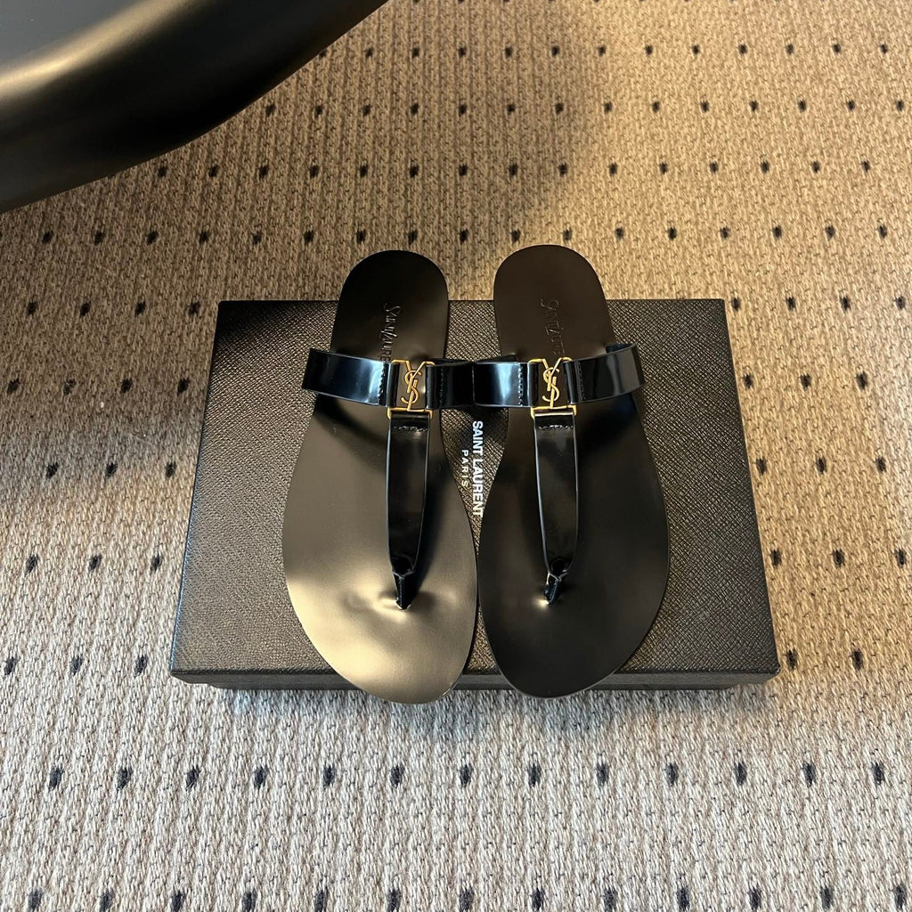 YSL 26S THONG SANDALS IN BLACK SHINY CALFSKIN