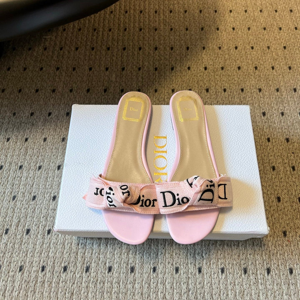 DIOR 26S DWAY SLIDE IN PINK FABRIC AND LAMBSKIN