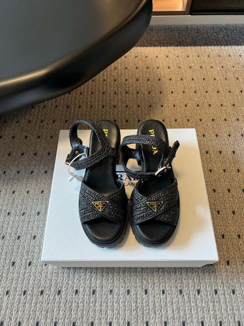 PRADA 26S BLOCK HEEL SANDALS 85MM IN BLACK RAFFIA AND CALFSKIN