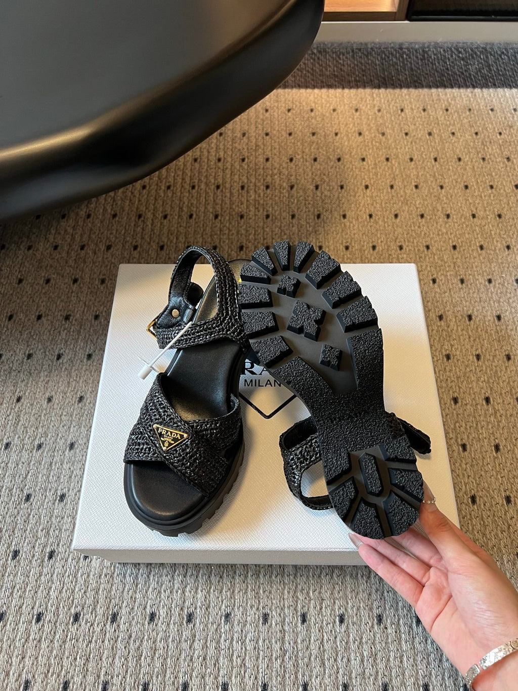 PRADA 26S BLOCK HEEL SANDALS 85MM IN BLACK RAFFIA AND CALFSKIN