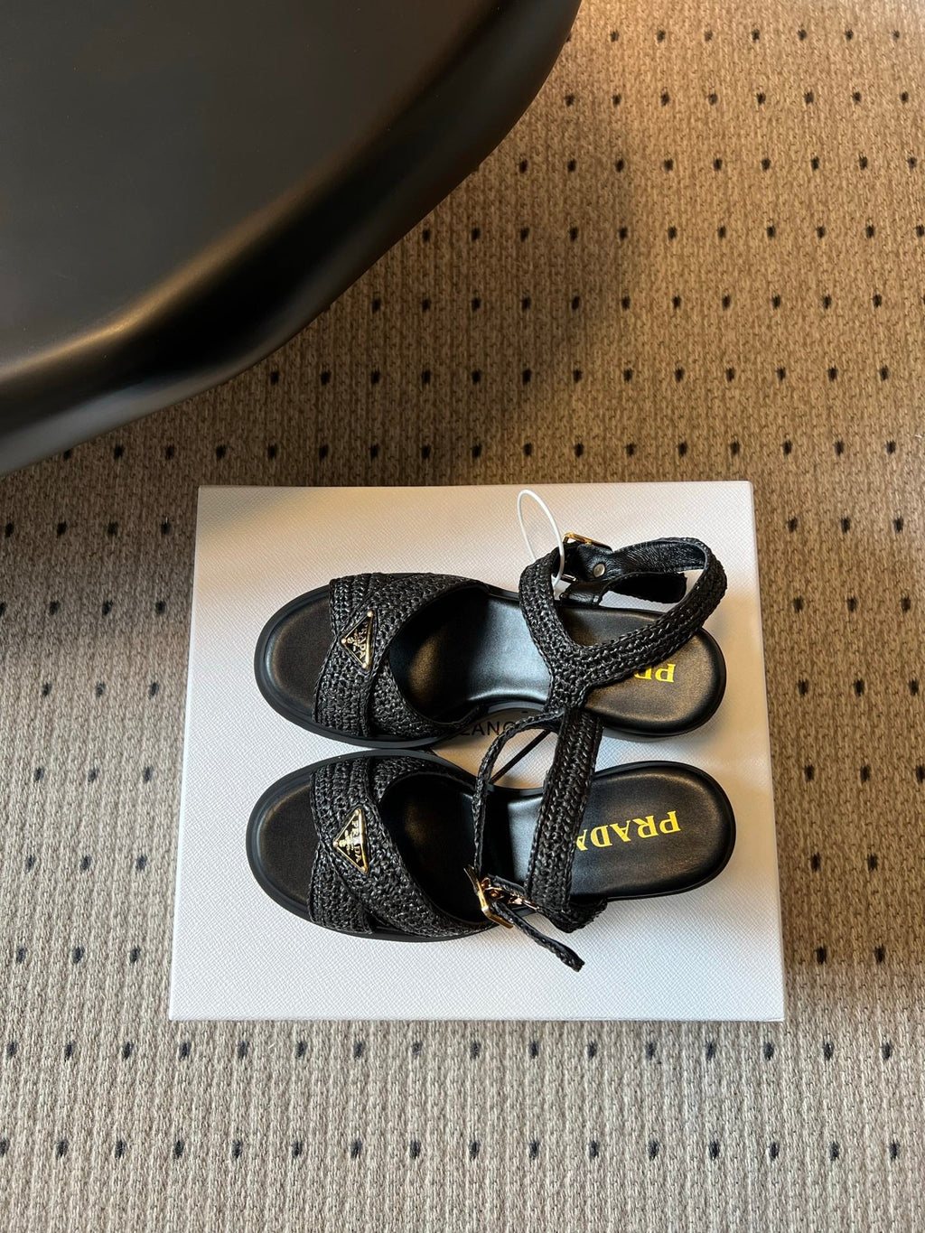 PRADA 26S BLOCK HEEL SANDALS 85MM IN BLACK RAFFIA AND CALFSKIN