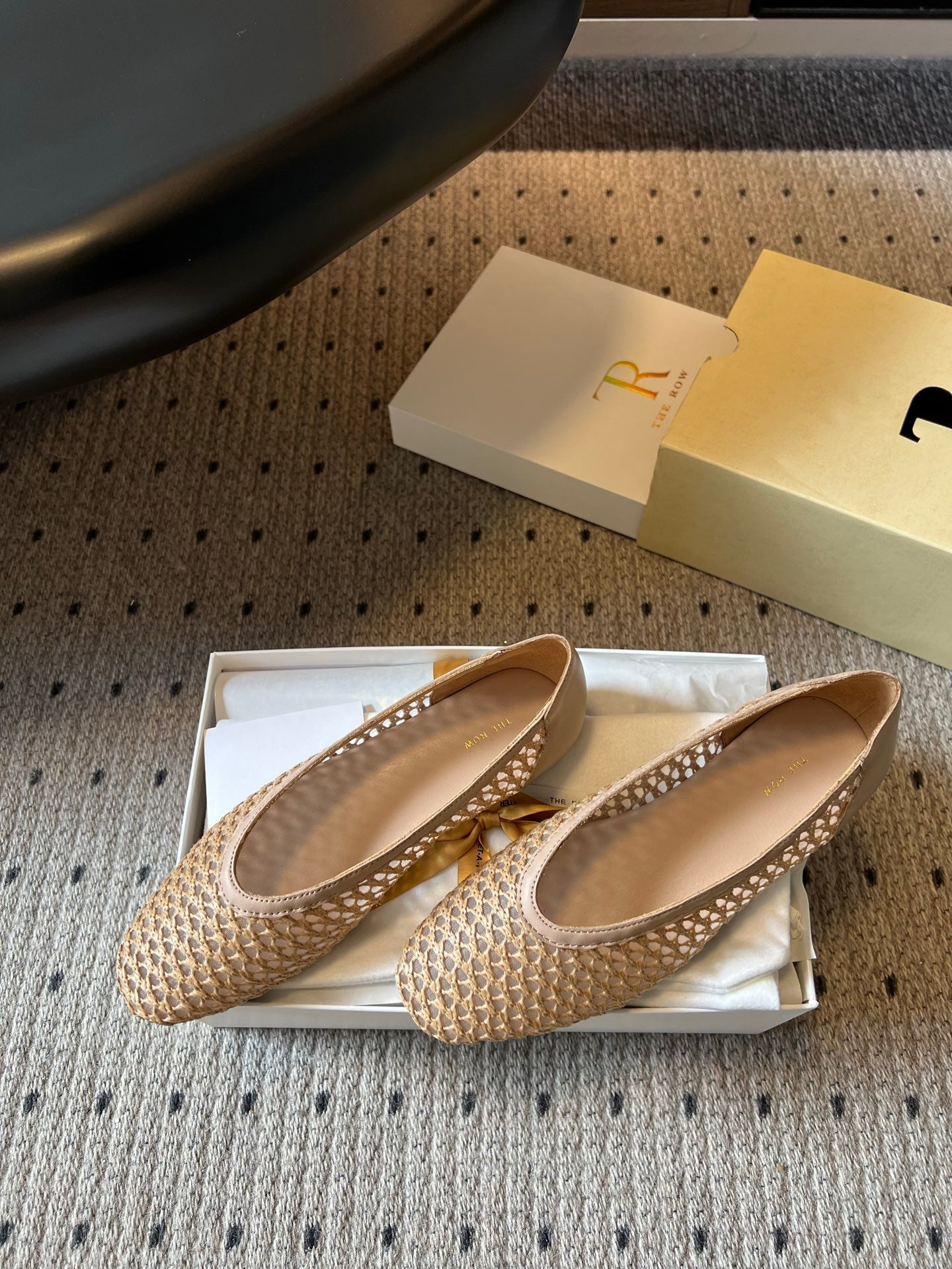 THE ROW 26S BALLET FLATS IN NUDE BEIGE MESH