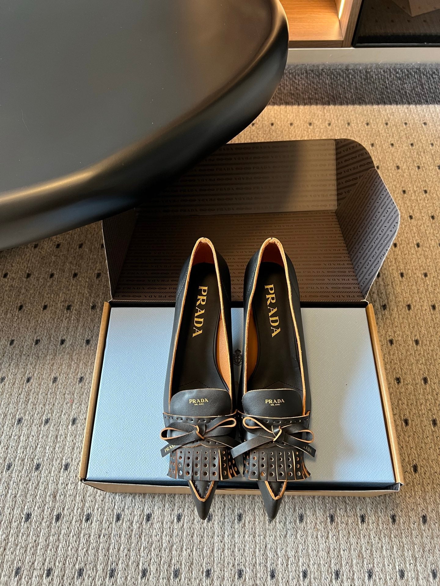 PRADA 26S POINTED TOE BOW FRINGE PUMPS 50MM IN BLACK CALFSKIN