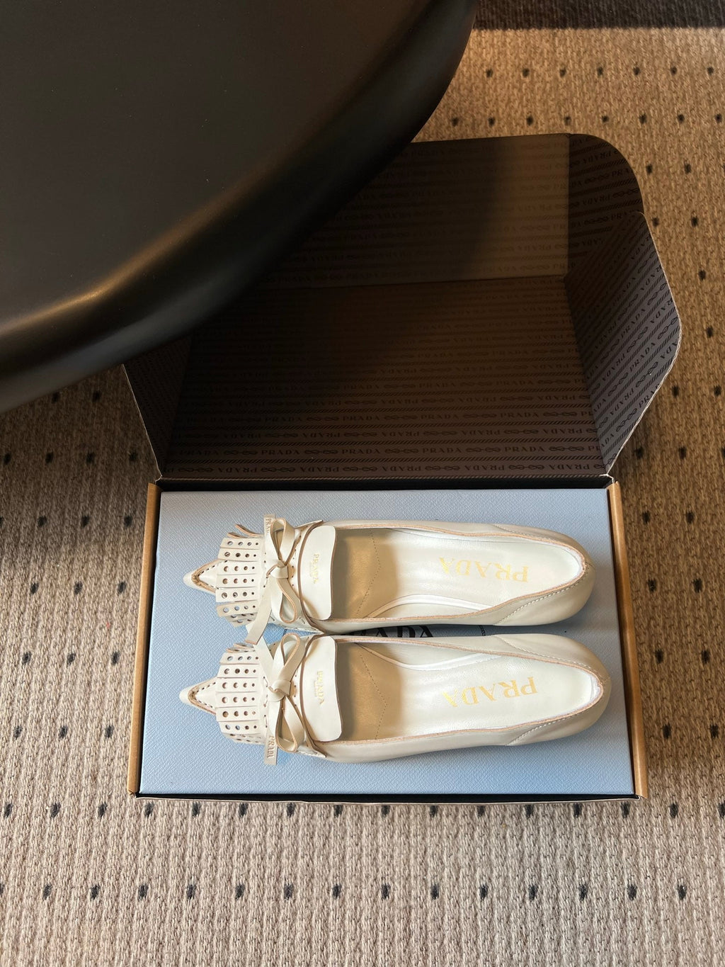 PRADA 26S POINTED TOE BOW FRINGE PUMPS 50MM IN IVORY WHITE CALFSKIN