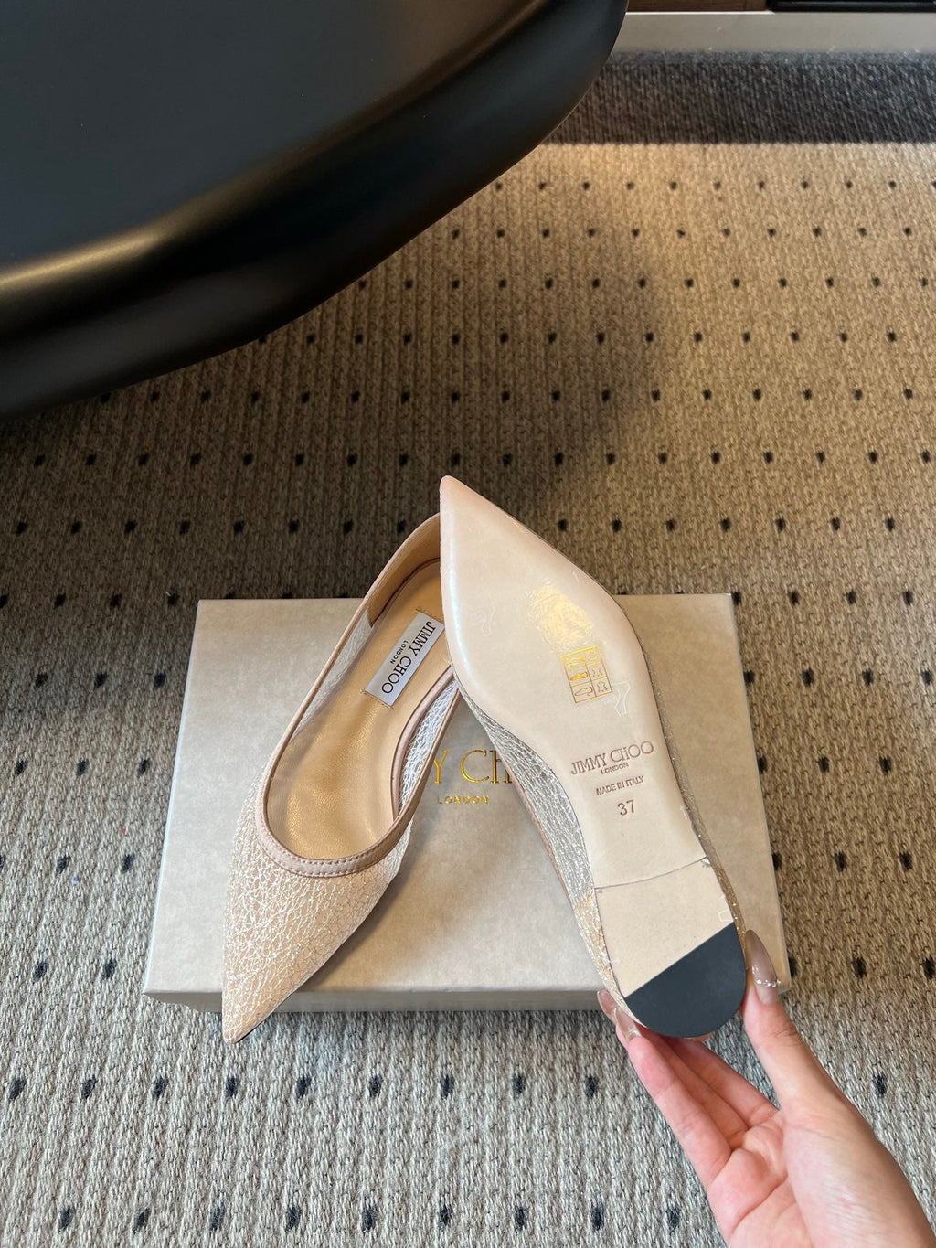 JIMMY CHOO 26S POINTED-TOE FLATS IN NUDE MESH