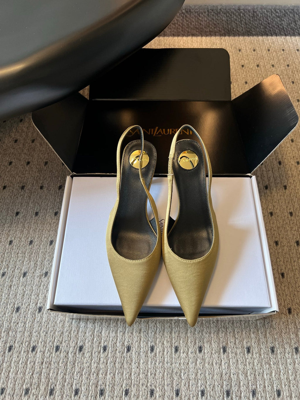 YSL 26S HEELED SLINGBACKS 60 MM IN OLIVE GREEN SATIN