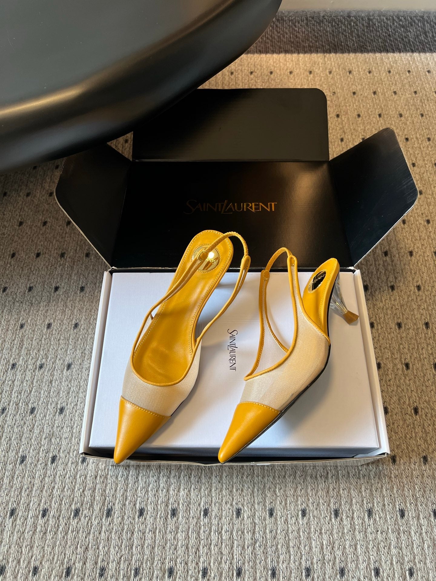 YSL 26S HEELED SLINGBACKS 60 MM IN MUSTARD YELLOW LAMBSKIN AND BEIGE MESH