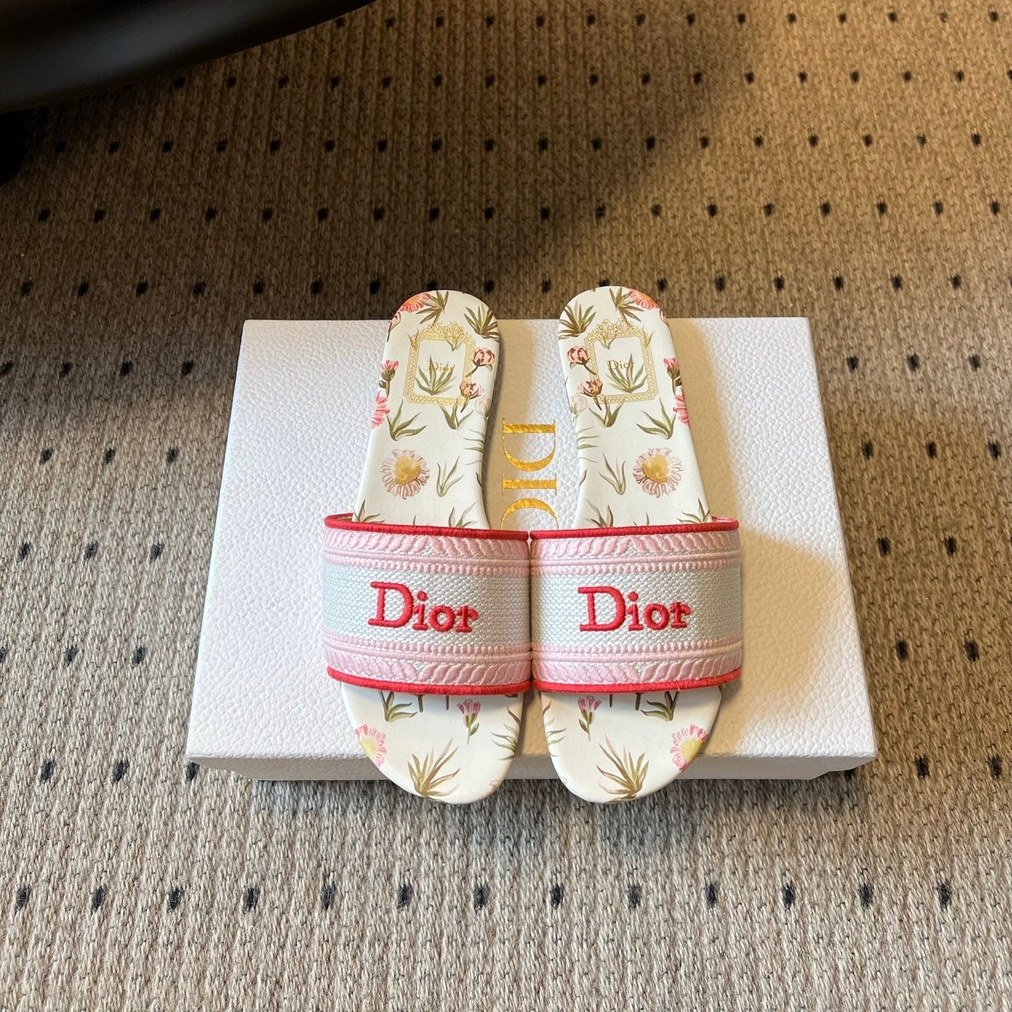 DIOR 26S SLIDES DWAY IN PINK RED EMBROIDERED CANVAS WITH LOGO & FLORAL PRINT FOOTBED