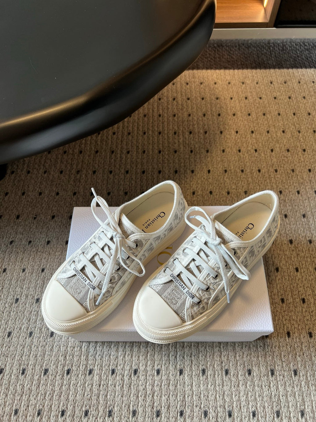 DIOR 26S LOW-TOP SNEAKER 50MM IN LIGHT GREY OBLIQUE EMBROIDERED CANVAS