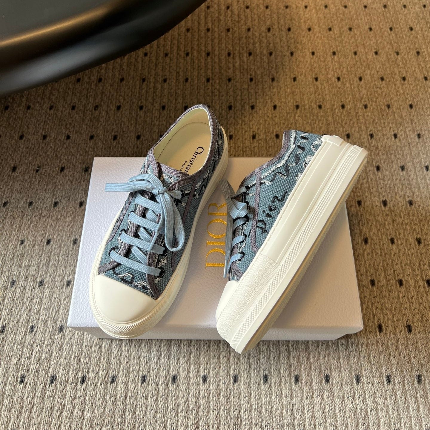 DIOR 26S LOW-TOP SNEAKER 50MM IN BLUE OBLIQUE EMBROIDERED CANVAS