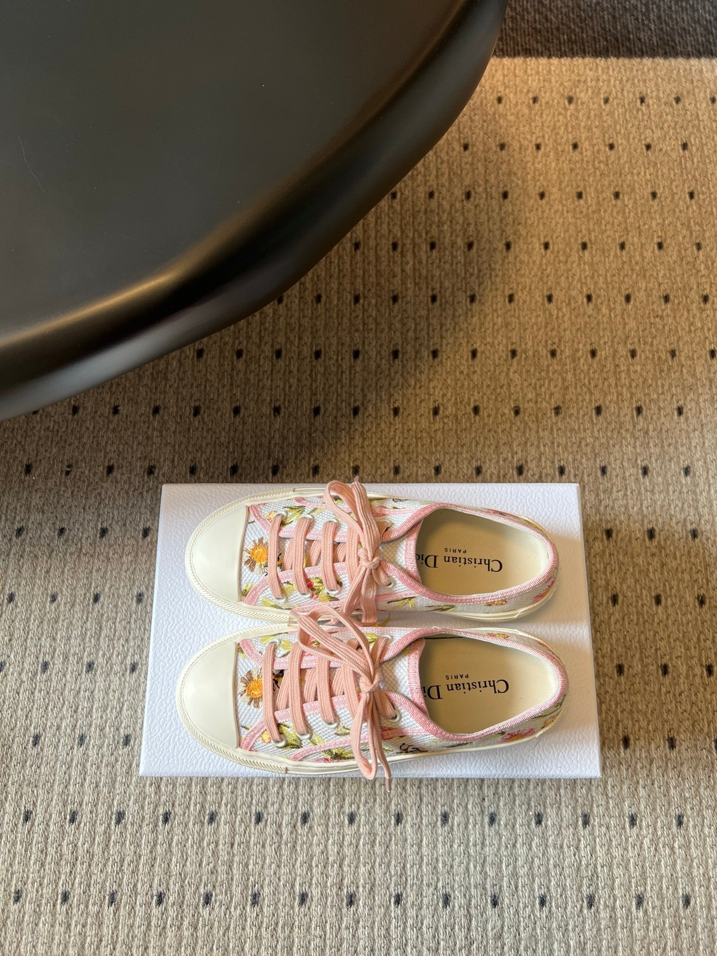 DIOR 26S LOW-TOP SNEAKER 50MM IN WHITE AND PINK EMBROIDERED CANVAS