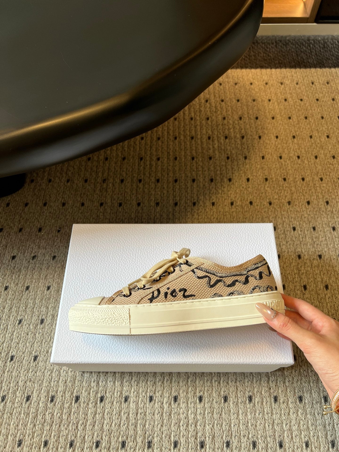 DIOR 26S LOW-TOP SNEAKER 35MM IN DARK BEIGE EMBROIDERED CANVAS