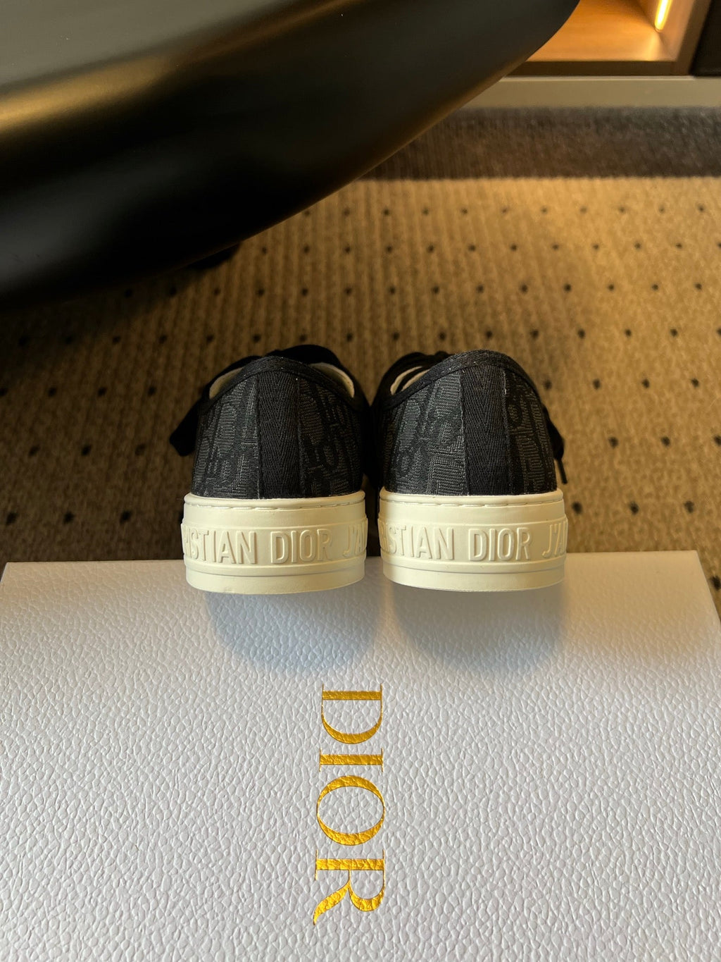 DIOR 26S LOW-TOP SNEAKER 35MM IN BLACK OBLIQUE EMBROIDERED CANVAS
