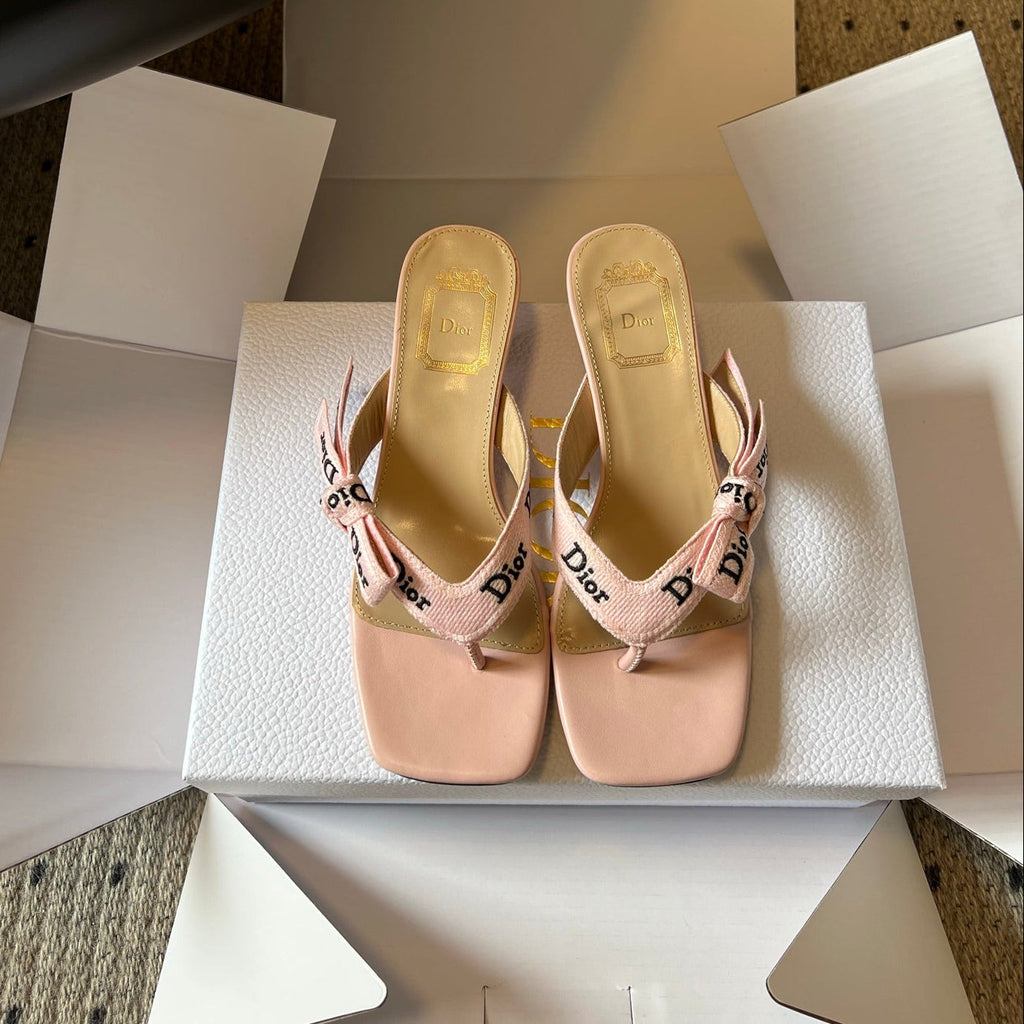 DIOR 26S HIGH-HEEL THONG SANDAL 35MM IN LIGHT PINK EMBROIDERED CANVAS AND CALFSKIN