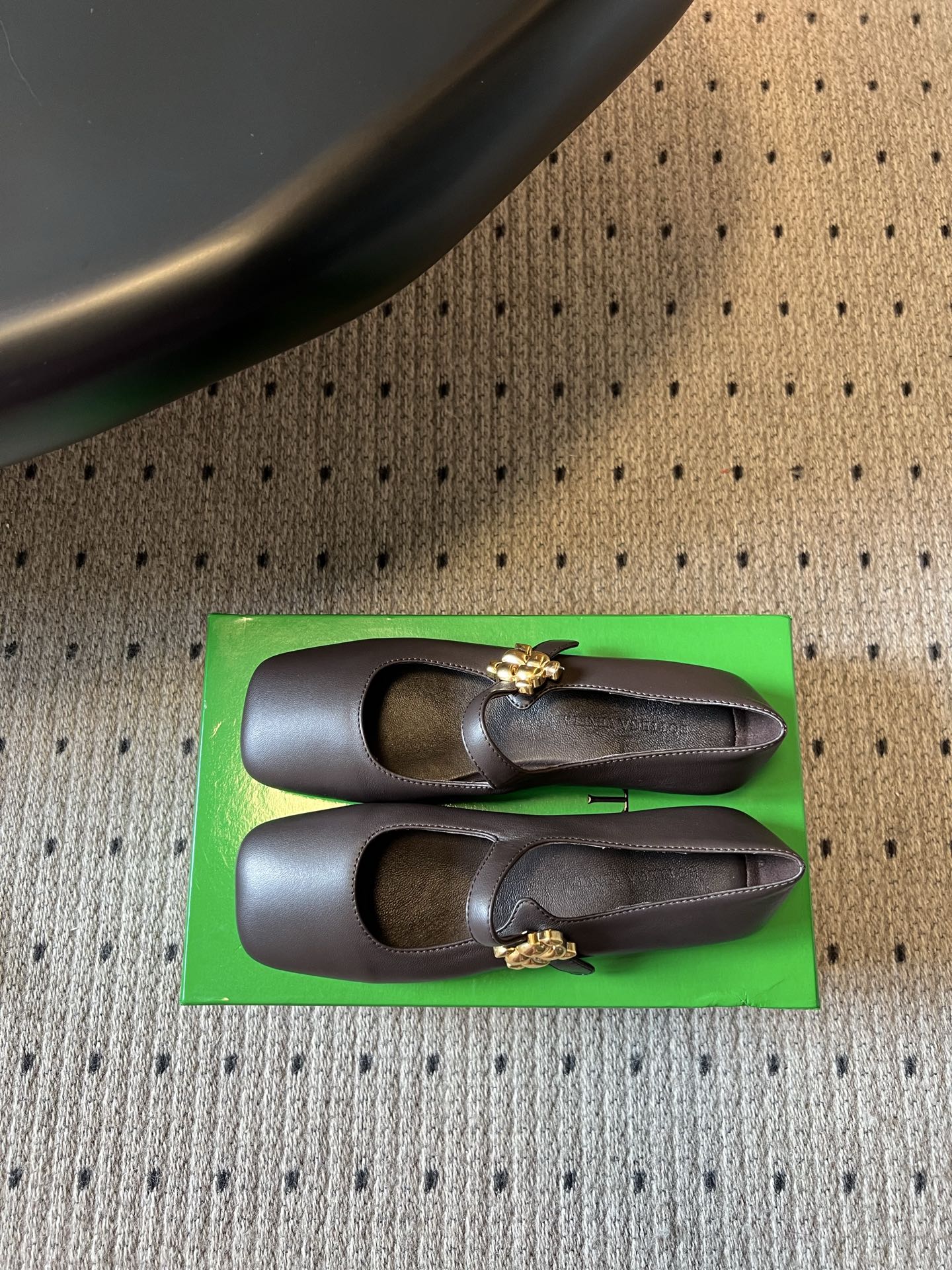 BOTTEGA VENETA 26S MARY JANE FLATS IN DARK BROWN LAMBSKIN WITH GOLD HARDWARE