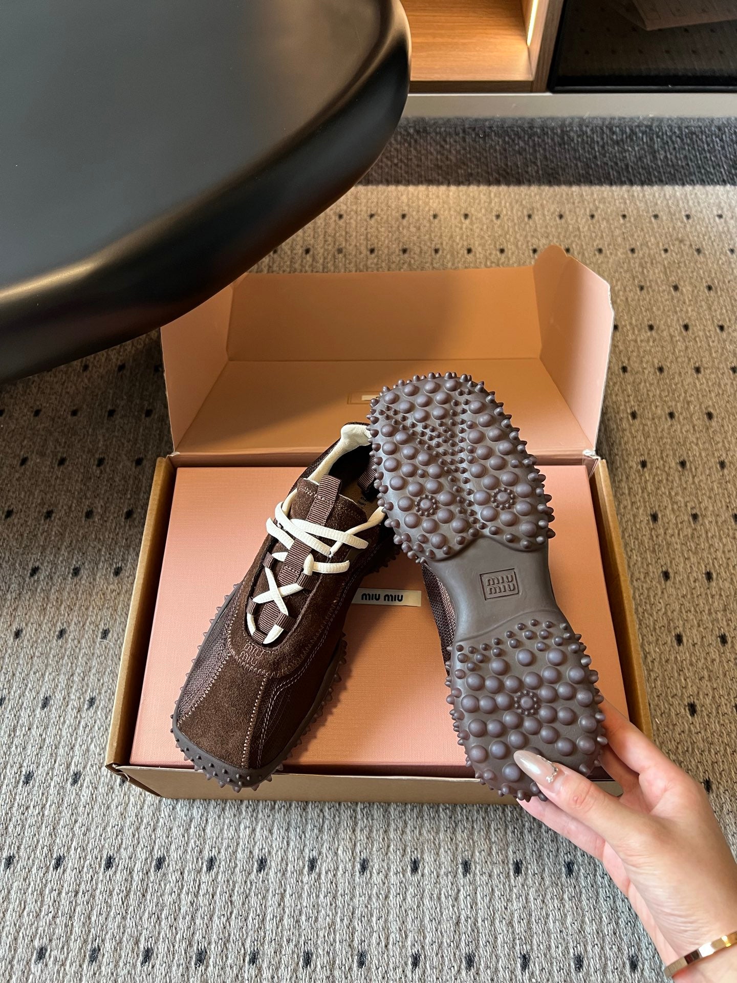 MIUMIU 26S SNEAKERS IN DARK BROWN SUEDE